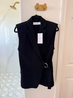 IRO Dumala Black Sleeveless Blazer Buckle size 32 NWT - fits like a 2/4